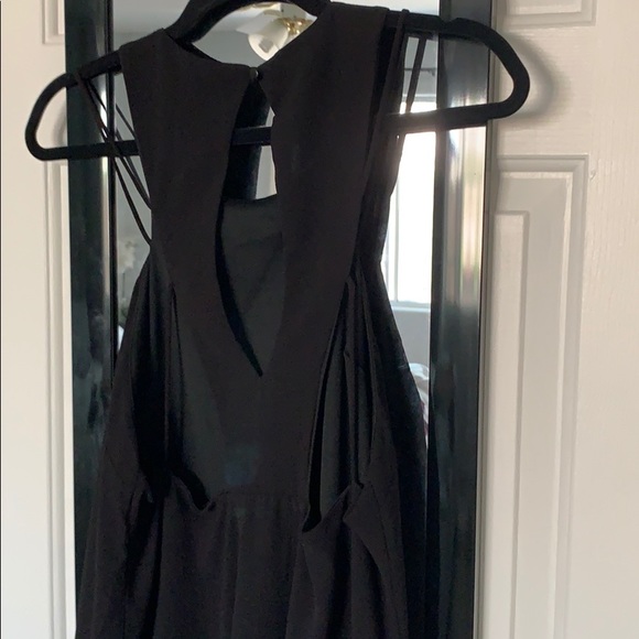 Foreign Exchange Flowy tank - Picture 2 of 4